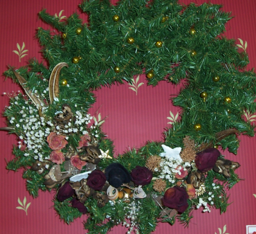 Make your own wreath!