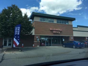 Vote Here Sign at Meadowridge Library