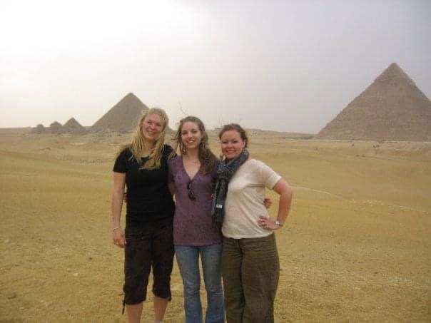 Rachel (middle) and friends at the Great Pyramids