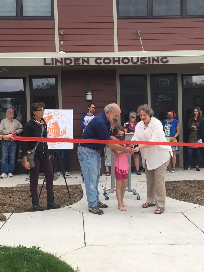 Mayor Satya joins others at a MadiSUN ribbon cutting ceremony at Linden Cohousing.