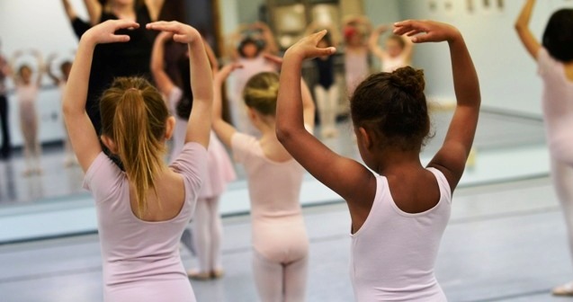 Two girls in SMB pre-ballet class.